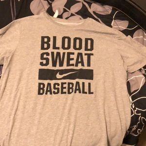 Athletic Nike Shirt Men’s XL